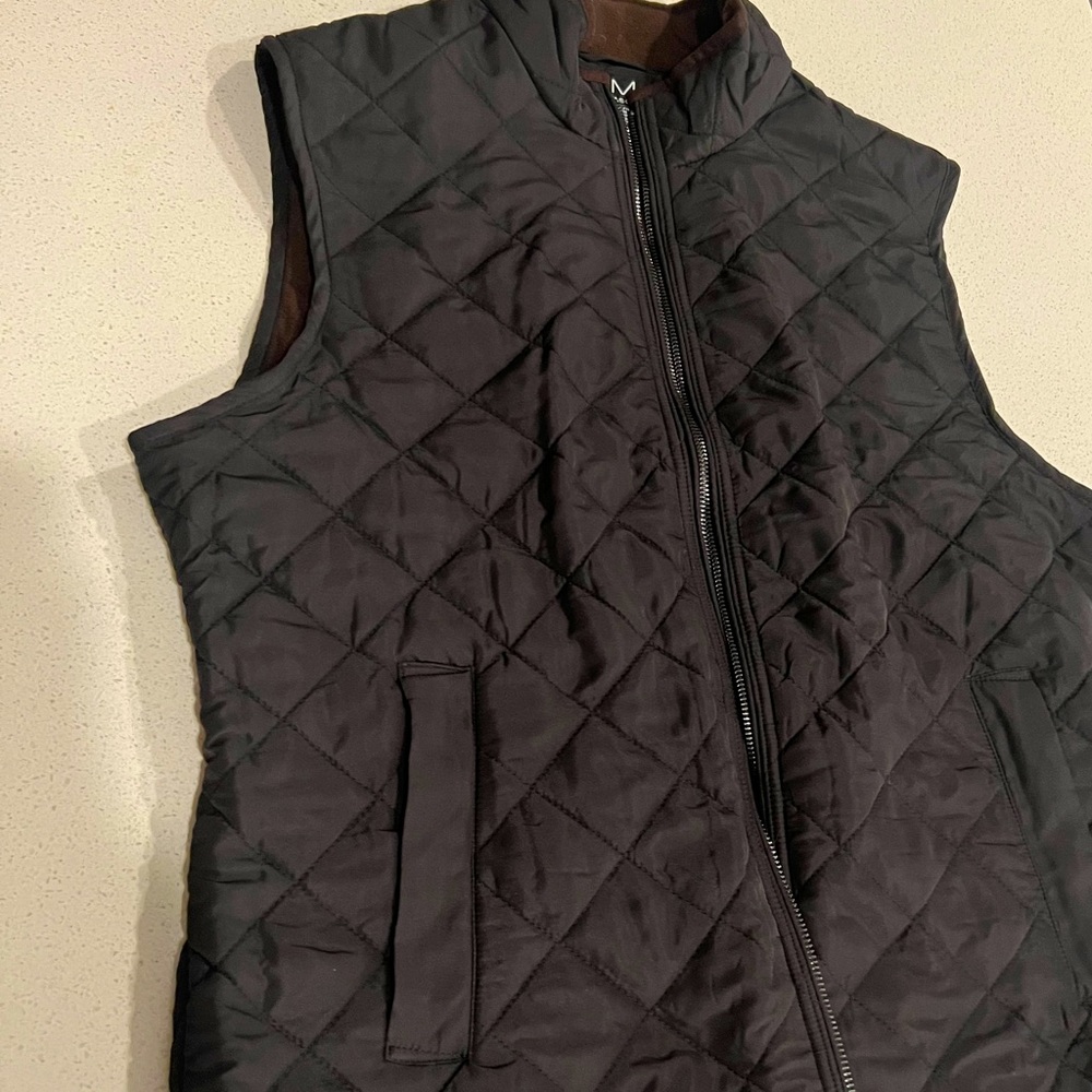Large Quilted Black Vest. Men’s.